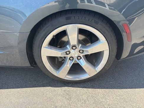 Used 2019 Chevrolet Camaro LT image 16