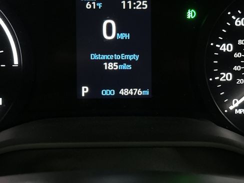 Used 2024 Toyota Sienna XLE image 27