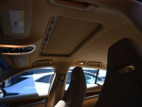 Used 2011 Porsche Panamera S RWD image 62