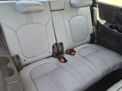 Certified 2025 Honda Pilot EX-L image 16