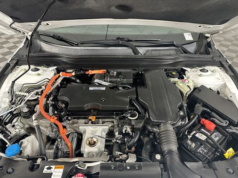 Used 2018 Honda Accord Touring image 33