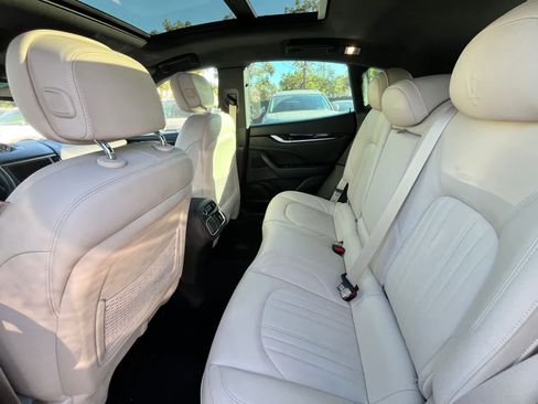 Used 2022 Maserati Levante GT image 7