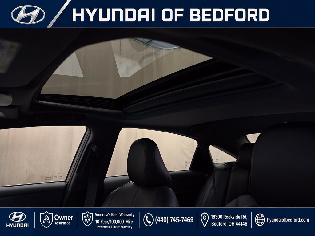 Used 2019 Toyota Avalon XLE w/ Moonroof Package FWD image 25