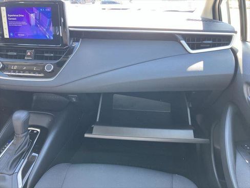 Certified 2025 Toyota Corolla LE image 15