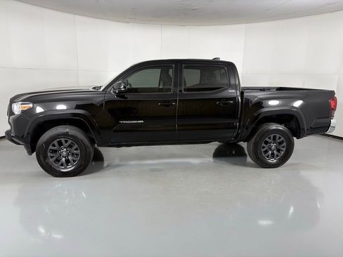 Used 2023 Toyota Tacoma SR5 image 5
