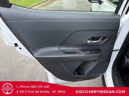 Certified 2026 Nissan Kicks SV FWD image 27