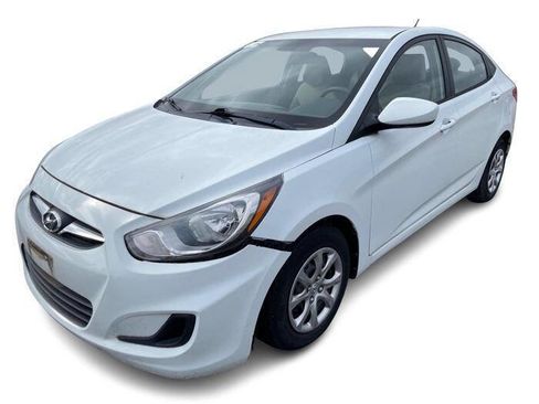 Used 2014 Hyundai Accent GLS image 1