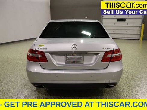 Used 2011 Mercedes-Benz E 550 4MATIC Sedan image 6