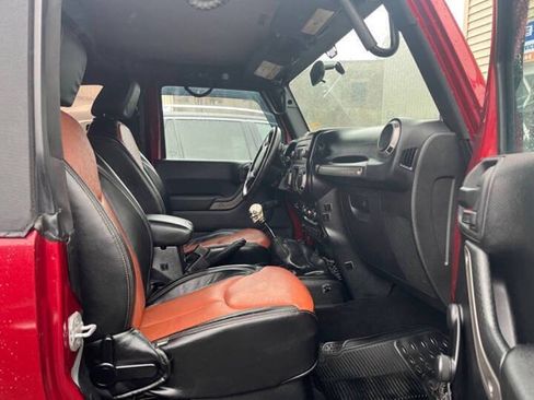 Used 2013 Jeep Wrangler Sport AWD/4WD image 12