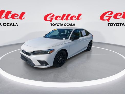 Used 2023 Honda Civic Sport image 4