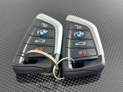 Used 2025 BMW M2 w/ Carbon Package RWD image 42