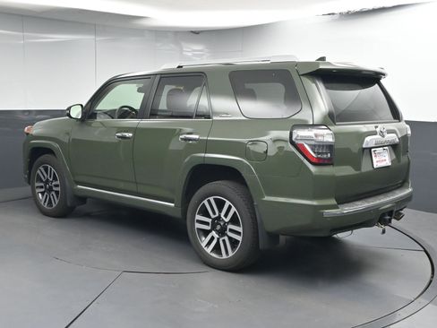 Certified 2022 Toyota 4Runner Limited AWD/4WD image 6