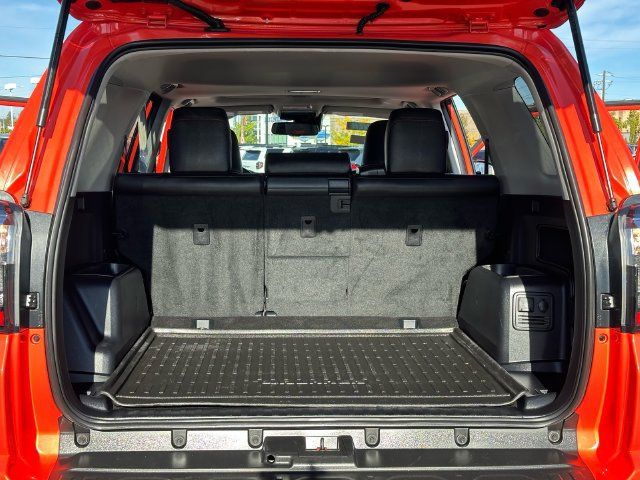 Certified 2024 Toyota 4Runner TRD Off-Road Premium w/ Moonroof Package AWD/4WD image 33