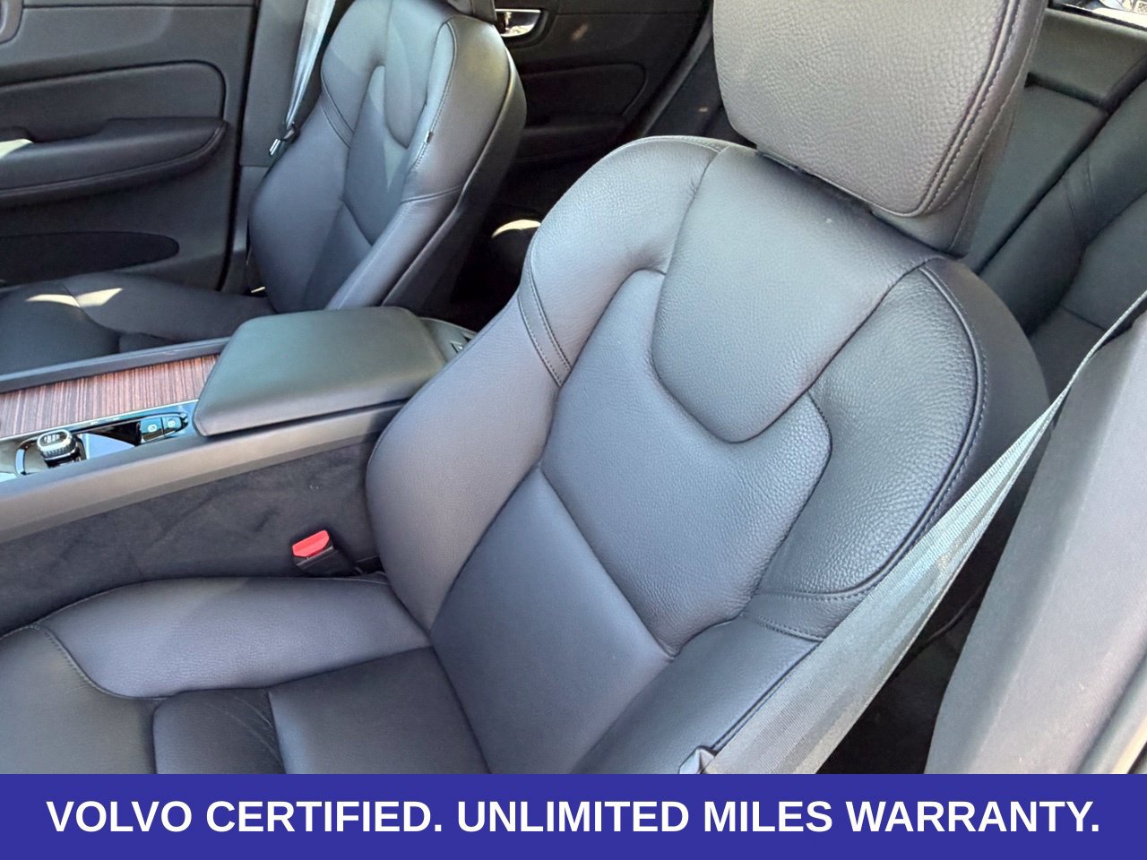 Certified 2024 Volvo XC60 B5 Plus w/ Protection Package Premier AWD/4WD image 33