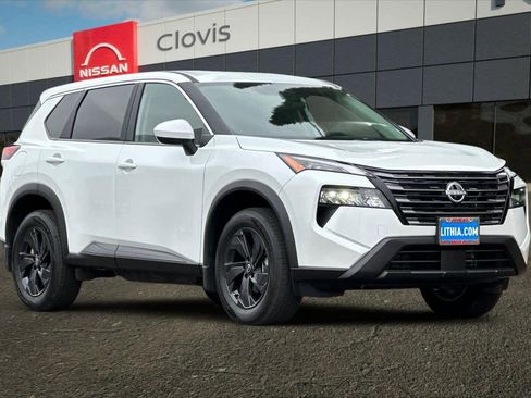 Certified 2026 Nissan Rogue SV w/ Cold Weather Package image 10