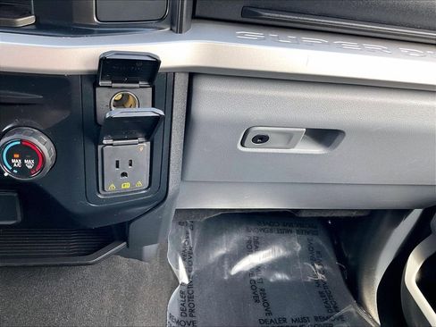 Used 2024 Ford F250 XLT AWD/4WD image 24