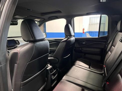 Used 2021 Honda Ridgeline Black Edition image 15