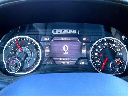 Used 2022 RAM 1500 Laramie RWD image 5