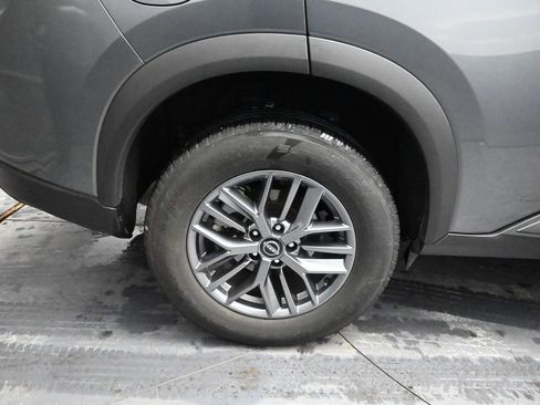 Used 2024 Nissan Rogue S AWD/4WD image 16