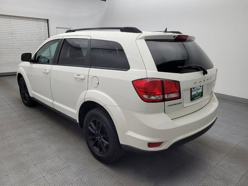 Used 2019 Dodge Journey SE w/ Blacktop Package FWD image 5