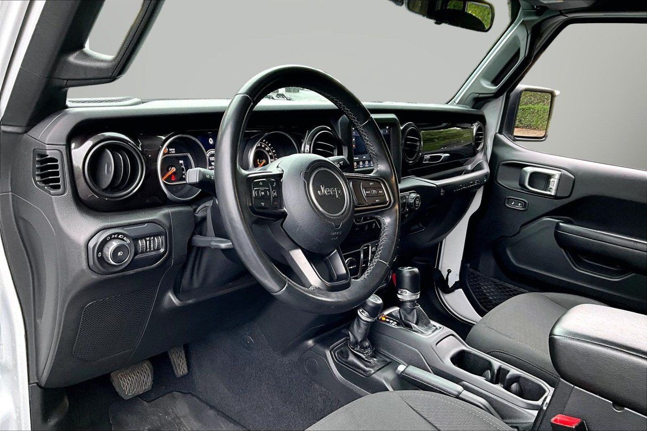 Certified 2019 Jeep Wrangler Unlimited Sport AWD/4WD image 17