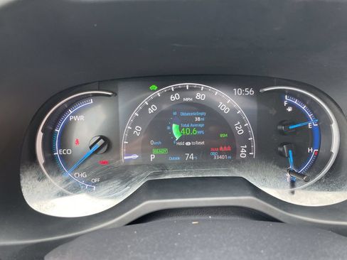 Used 2023 Toyota RAV4 XLE Premium AWD/4WD image 17