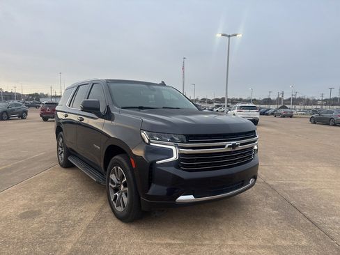 Used 2022 Chevrolet Tahoe LT w/ Luxury Package image 1