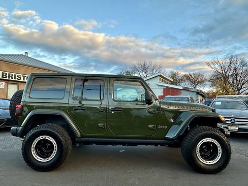 Used 2022 Jeep Wrangler Unlimited Rubicon w/ Trailer Tow Package image 34