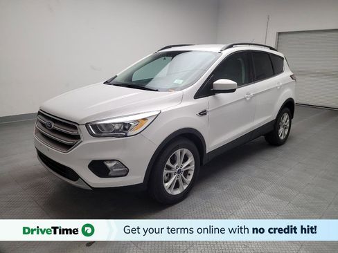 Used 2017 Ford Escape SE w/ SE Leather Comfort Package image 1