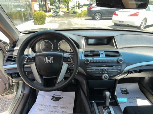 Used 2009 Honda Accord EX image 7