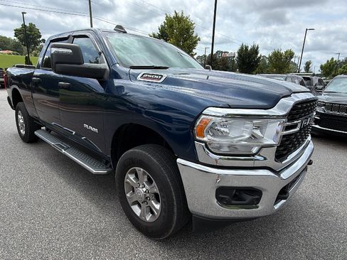 Used 2024 RAM 2500 Big Horn w/ Level 2 Equipment Group AWD/4WD image 5