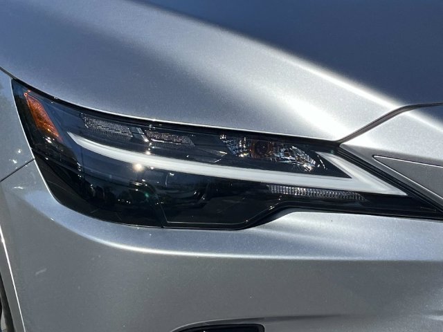Used 2025 Lexus RX 350 Premium Plus w/ Accessory Package (Z1) FWD image 9