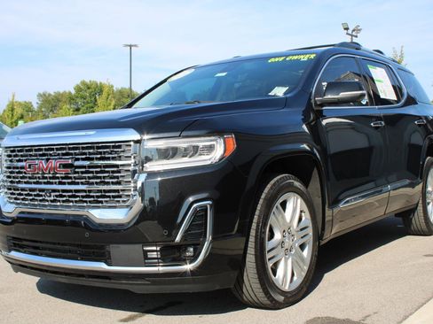 Used 2021 GMC Acadia Denali w/ Denali Technology Package image 3