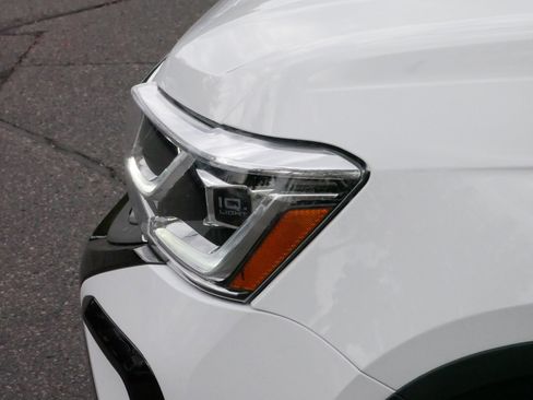 Certified 2024 Volkswagen Taos SEL image 16