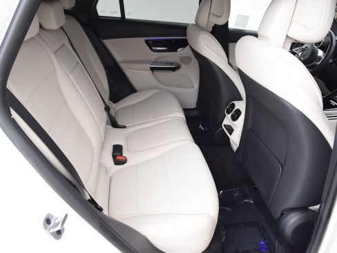 Certified 2023 Mercedes-Benz GLC 300 image 18