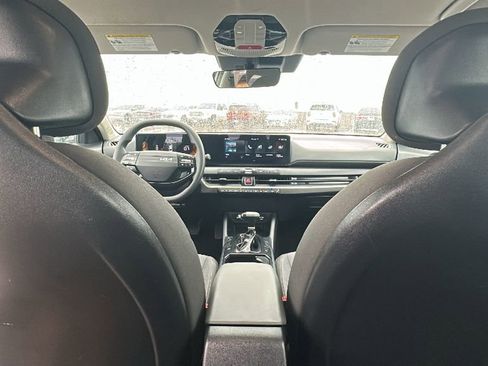 Used 2025 Kia K4 LXS FWD image 29