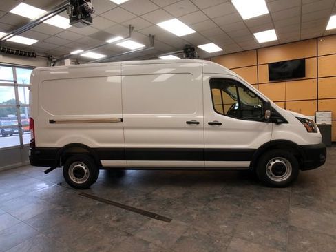 New 2026 Ford Transit 250 148 Medium Roof RWD image 8