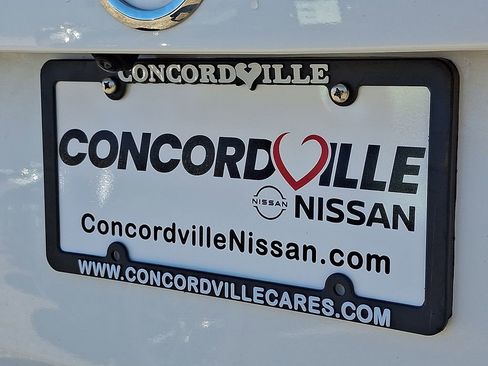 Used 2023 Nissan Sentra SR w/ SR Premium Package image 32