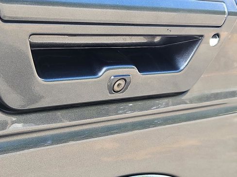 Used 2015 Ford F150 Lariat w/ Equipment Group 501A Mid AWD/4WD image 27