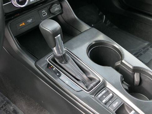 Used 2024 Honda Civic Sport image 19