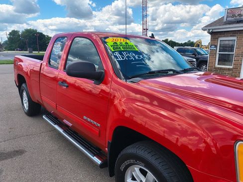 Used 2011 GMC Sierra 1500 SLE w/ Power Tech Package AWD/4WD image 4