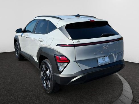 Used 2025 Hyundai Kona SEL image 3
