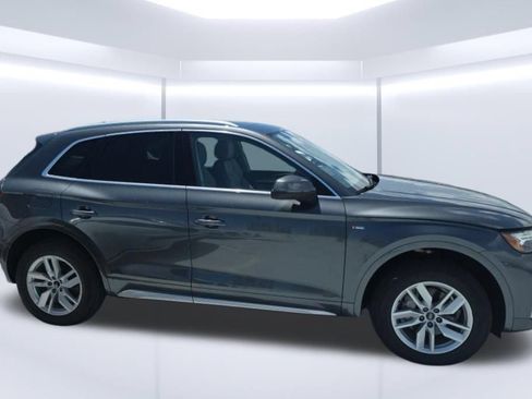 Used 2024 Audi Q5 2.0T Premium AWD/4WD image 3