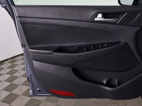 Used 2021 Hyundai Tucson Limited w/ Cargo Package image 21