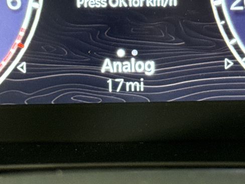 New 2025 Jeep Grand Cherokee Altitude image 20