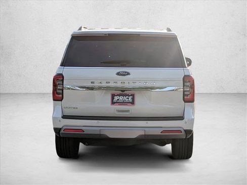 Used 2023 Ford Expedition Limited image 7