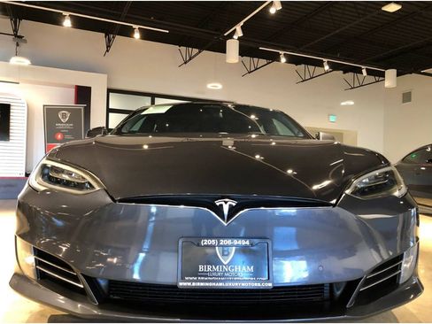 Used 2018 Tesla Model S 100D image 3