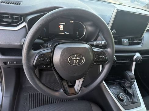 Certified 2025 Toyota RAV4 LE AWD/4WD image 15
