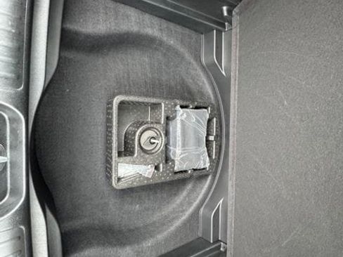 Used 2023 Jeep Cherokee Altitude Lux image 21