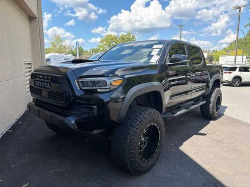 Used 2020 Toyota Tacoma TRD Pro AWD/4WD image 3